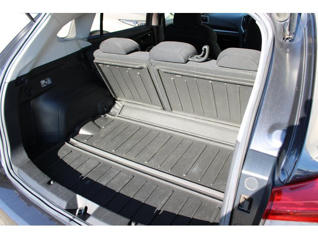 インプレッサスポーツ 2.0i-S 8インチナビ&バックカメラ ETC2.0 キーレスアクセス&プッシュスタート・LEDヘッドライト(ステアリング連動機能付)・フォグライト・電動シート・本革巻きステアリング・後側方警戒支援システム・歩行者保護エアバック・18インチアルミホイール(34枚目)