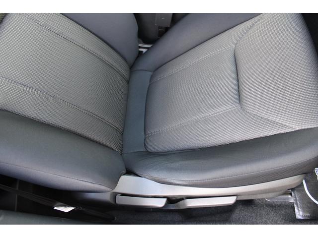 ＸＶ １．６ｉ－Ｌ　ナビ　バック＆サイドカメラ　ドラレコ　ＥＴＣ　キーレスアクセス＆プッシュエンジンスタート・ステアリング連動ＬＥＤヘッドライト・本革巻きステアリング・クリアビューパック・後側方警戒支援・サイドカメラ・フォグライト・アルミホイール・Ｘ－ＭＯＤＥ（12枚目）