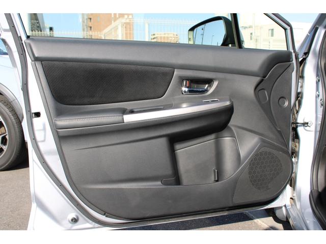 ����ȃh�A�����g�����̎ʐ^�A�e�h�A�ɂ̓{�g���z���_�[������܂�