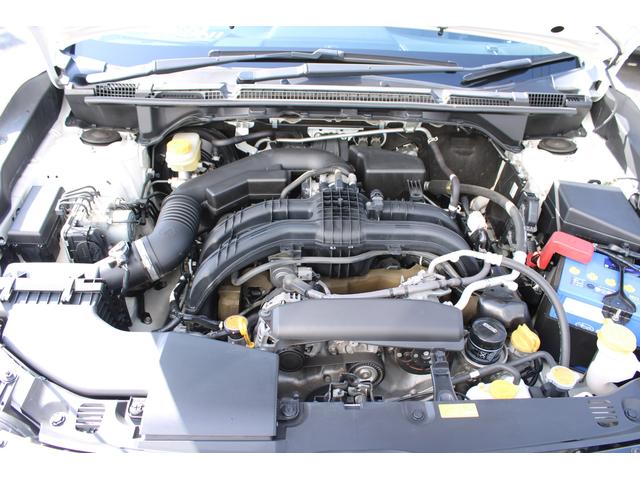 �G���W�����[�������ꂢ�ł��A�X�o���`���̒�d�S�̐����Ό��G���W���̗p�A�������H��R�[�i�[�����O���̈��萫�̍����N���}�ł�