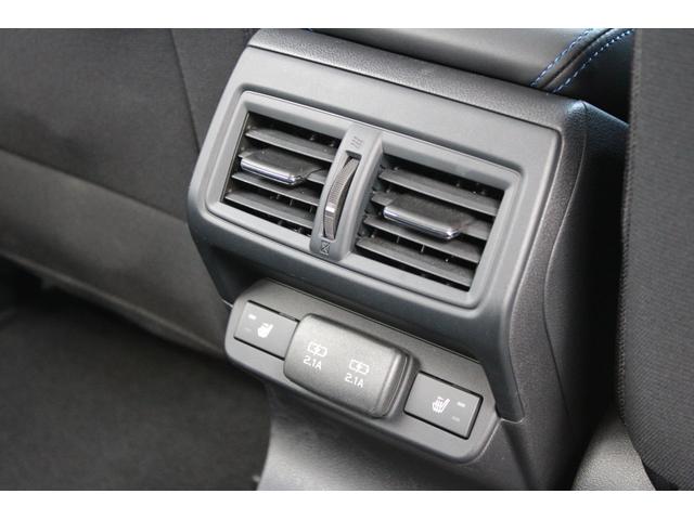 レヴォーグ GT-H EX 元社用車 ナビ&3カメラ ETC2.0 キーレスアクセス・ナビ機能付き大型ディスプレイ・フロント&サイド&バックカメラ・LEDヘッドライト・電動リヤゲート・電動シート・シートヒーター・リヤコーナーセンサ-・ハンズフリーオープンリヤゲート(61枚目)