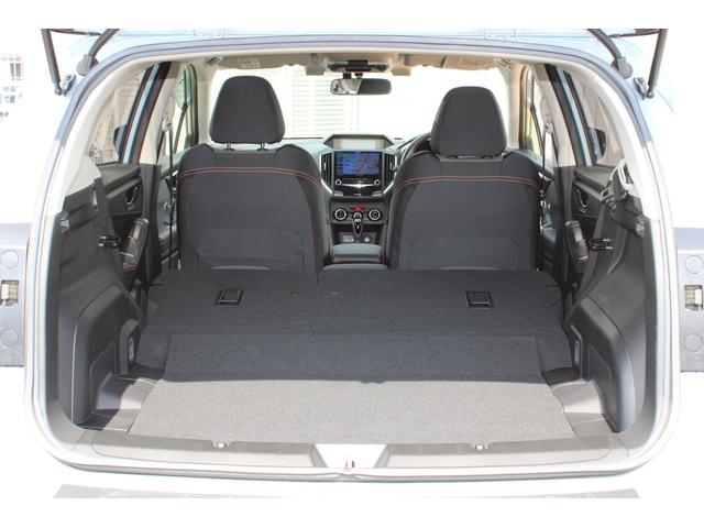 ��ȃV�[�g�o�b�N��O�|������ƂP�U�T�������炢�̒����̑傫�ȉו����ڂ����܂�