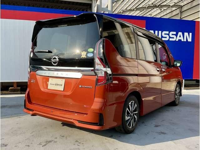 セレナ e-パワー ハイウェイスターV プロパイロット シートヒーター 車検整備付き タイヤ4本新品交換 ワンオーナー 純正9インチメモリーナビ アラウンドビューモニター ハンズフリーオートドア ETC LEDヘッドライト(2枚目)