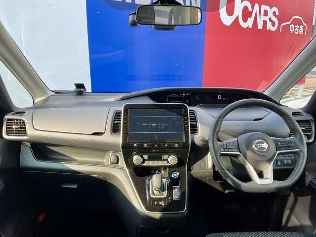 セレナ e-パワー ハイウェイスターV プロパイロット シートヒーター 車検整備付き タイヤ4本新品交換 ワンオーナー 純正9インチメモリーナビ アラウンドビューモニター ハンズフリーオートドア ETC LEDヘッドライト(4枚目)