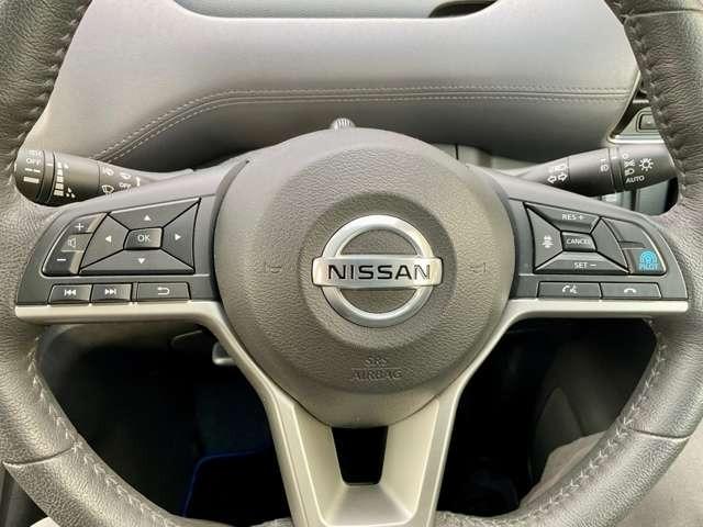 セレナ e-パワー ハイウェイスターV プロパイロット シートヒーター 車検整備付き タイヤ4本新品交換 ワンオーナー 純正9インチメモリーナビ アラウンドビューモニター ハンズフリーオートドア ETC LEDヘッドライト(11枚目)