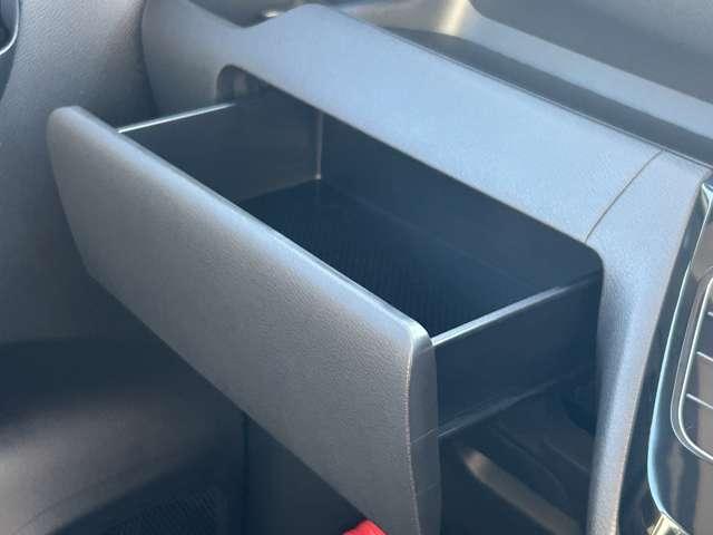 ルークス ハイウェイスター　Ｘ　雹害車　オーディオレス　全周囲モニター（ルームミラー内）　オートライト　両側ハンズフリーオートスライドドア　ＬＥＤヘッドライト　エマージェンシーブレーキ（11枚目）