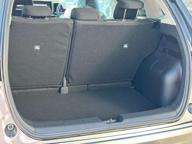 ノート Ｘ　当社社有車　禁煙車　純正ナビ　地デジフルセグ　エマージェンシーブレーキ　Ｂｌｕｅｔｏｏｔｈ対応　タイプＣ電源（20枚目）