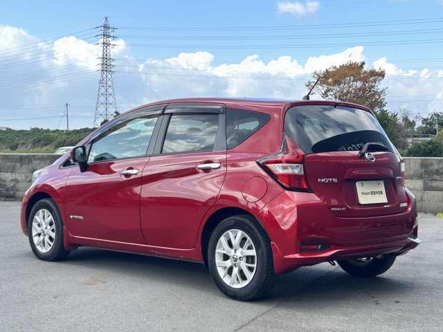 ノート e-パワー メダリスト 禁煙車 純正ナビ地デジフルセグ 全周囲モニター ETC ドラレコ クルーズコントロール LEDヘッドランプ オートライト エマージェンシーブレーキ(2枚目)
