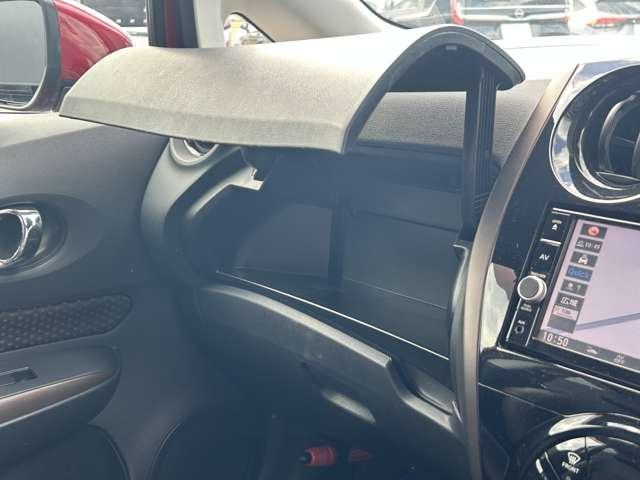 ノート e-パワー メダリスト 禁煙車 純正ナビ地デジフルセグ 全周囲モニター ETC ドラレコ クルーズコントロール LEDヘッドランプ オートライト エマージェンシーブレーキ(15枚目)