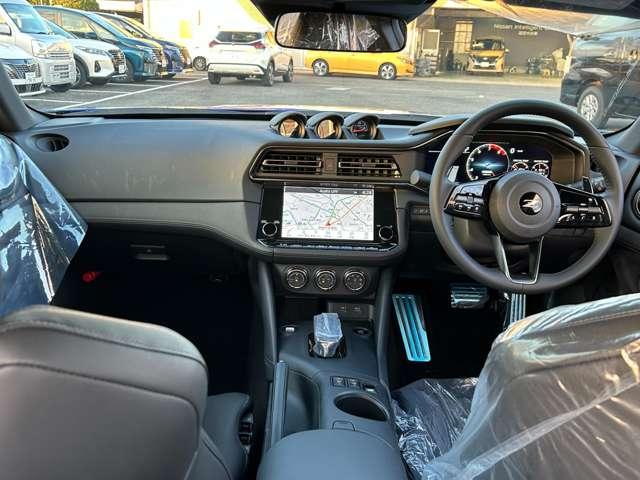 フェアレディZ バージョンST 雹害車 メーカーナビ 地デジフルセグ バックモニター シートヒーター クルーズコントロール ETC LEDヘッドランプ オートライト フォグランプ パドルシフト USB電源 Bluetooth対応(4枚目)