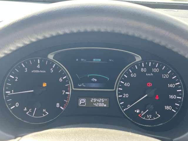 ティアナ ２．５　ＸＶ　ナビＡＶＭパッケージ　メーカーナビ　地デジフルセグ（3枚目）