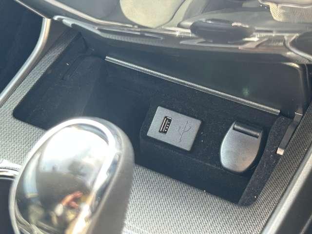 ティアナ ２．５　ＸＶ　ナビＡＶＭパッケージ　メーカーナビ　地デジフルセグ（10枚目）