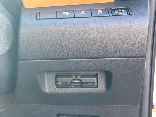 キックス １．２　Ｘ　ツートーン　インテリアエディション　（ｅ－ＰＯＷＥＲ）　禁煙車　純正ナビ　地デジフルセグ（14枚目）