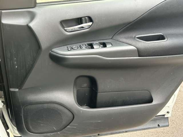 セレナ 2.0 ハイウェイスター V 禁煙車 純正ナビ 地デジフルセグ(15枚目)