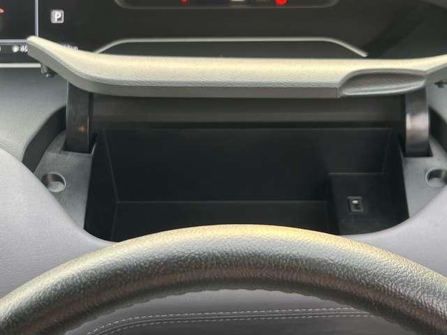 セレナ 2.0 ハイウェイスター V 禁煙車 純正ナビ 地デジフルセグ(18枚目)