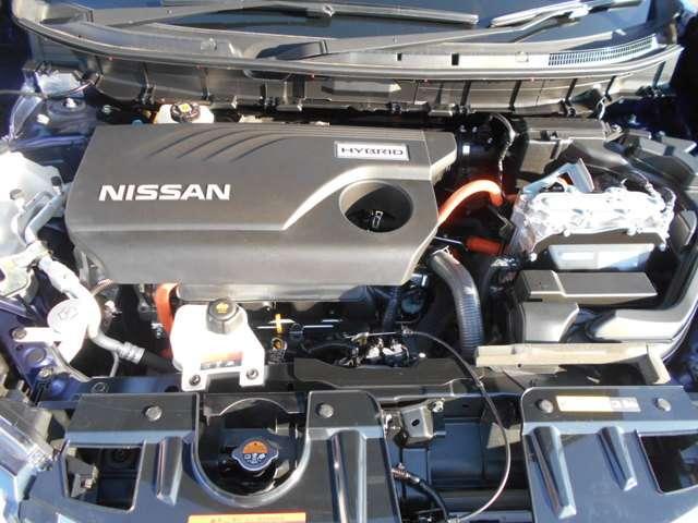 2.0 20Xi ハイブリッド 4WD ナビ+アラウンドビューモニター付(17枚目)