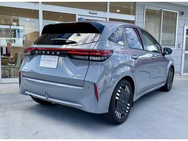 オーラ G レザーエディション 店頭販売限定車 当社社有車 メーカーナビ プロパイロット シートヒーター アラウンドビューモニター インテリジェントルームミラー 運転席パワーシート BOSEサウンドシステム(2枚目)