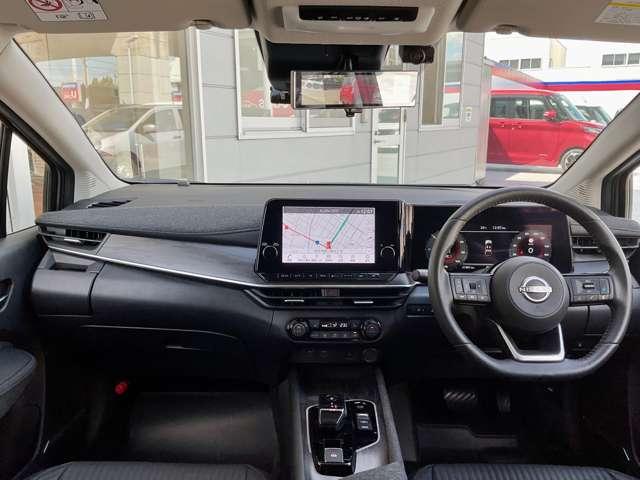 オーラ G レザーエディション 店頭販売限定車 当社社有車 メーカーナビ プロパイロット シートヒーター アラウンドビューモニター インテリジェントルームミラー 運転席パワーシート BOSEサウンドシステム(4枚目)