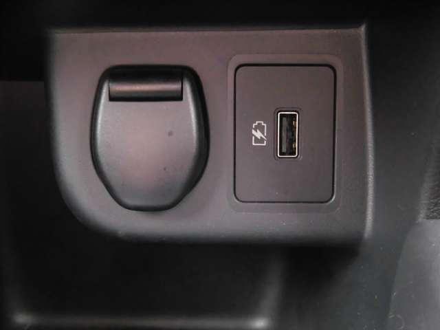 キックス X メモリーナビ プロパイロット アラウンドビューモニター ブルートゥースオーディオ フルセグ ドライブレコーダー ETC インテリジェントルームミラー(10枚目)