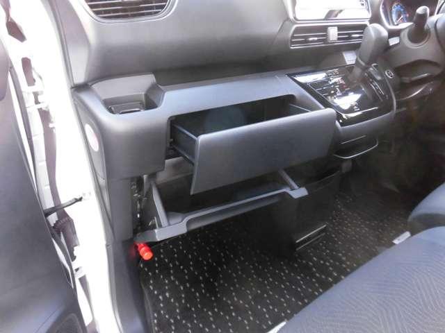 ルークス ６６０　ハイウェイスターＸ　プロパイロット　エディション　当社社有車　店頭販売限定　純正ナビ（16枚目）