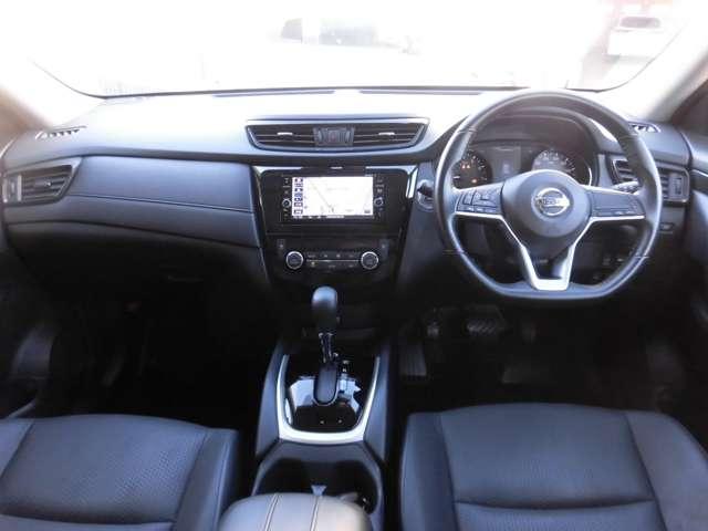 エクストレイル ２．０　２０Ｘ　２列車　４ＷＤ　メモリーナビ　全周囲カメラ（4枚目）