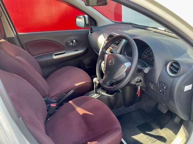 マーチ S プラムインテリア CD再生機能付きAM・FMチューナー キーレスエントリー マニュアルエアコン ハロゲンヘッドライト(11枚目)