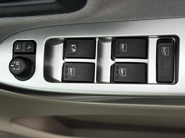 DAIHATSU CAST STYLE G LIMITED SA III