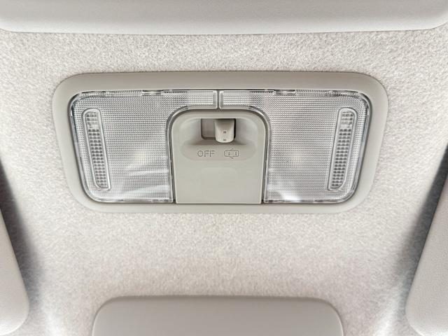 DAIHATSU CAST STYLE G LIMITED SA III