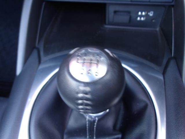 ロードスター ＲＳ　ブレンボ＆ＲＡＹＳアルミ　ＨＫＳマフラー　ナビ＆Ｂカメラ／ＤＶＤ／ＵＳＢ／ＢＴオーディオ　ＥＴＣ　６速ＭＴ　ＢＯＳＥシートヒーター付レカロ　ＬＳＤ　クルコン　車線逸脱警報　ＴＲＣ　ＢＳＭ　ＬＤＷＳ（33枚目）