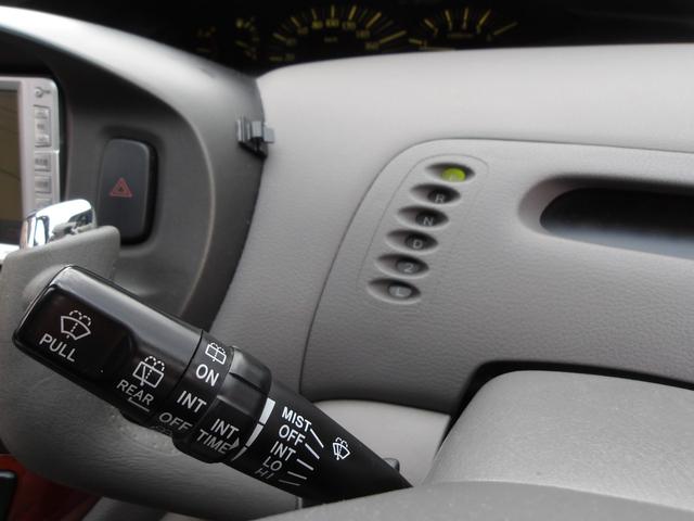 エスティマＬ Ｇ　ツインムーンルーフ　Ｖ６／３０００　回転シート　８人乗　ナビ／ＡＭ／ＦＭ／ＣＤチューナー　ＥＴＣ　ＵＶ＆プライバシーガラス　Ｗエアコン　キーレス　ウッドコンビハンドル　チルトステアリング　アームレスト（31枚目）