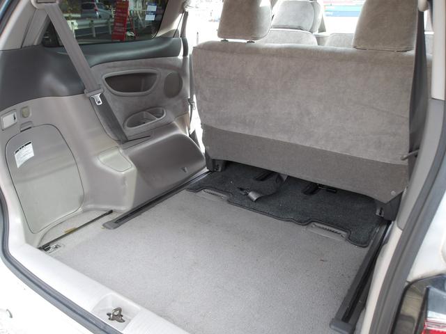 エスティマＬ Ｇ　ツインムーンルーフ　Ｖ６／３０００　回転シート　８人乗　ナビ／ＡＭ／ＦＭ／ＣＤチューナー　ＥＴＣ　ＵＶ＆プライバシーガラス　Ｗエアコン　キーレス　ウッドコンビハンドル　チルトステアリング　アームレスト（39枚目）