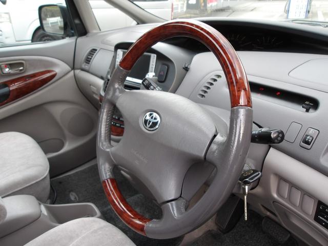 エスティマＬ Ｇ　ツインムーンルーフ　Ｖ６／３０００　回転シート　８人乗　ナビ／ＡＭ／ＦＭ／ＣＤチューナー　ＥＴＣ　ＵＶ＆プライバシーガラス　Ｗエアコン　キーレス　ウッドコンビハンドル　チルトステアリング　アームレスト（46枚目）