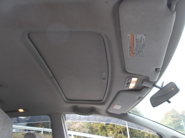 エスティマＬ Ｇ　ツインムーンルーフ　Ｖ６／３０００　回転シート　８人乗　ナビ／ＡＭ／ＦＭ／ＣＤチューナー　ＥＴＣ　ＵＶ＆プライバシーガラス　Ｗエアコン　キーレス　ウッドコンビハンドル　チルトステアリング　アームレスト（56枚目）