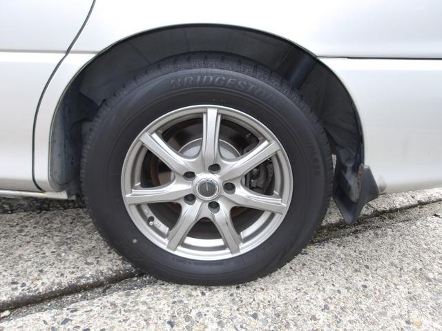 エスティマＬ Ｇ　ツインムーンルーフ　Ｖ６／３０００　回転シート　８人乗　ナビ／ＡＭ／ＦＭ／ＣＤチューナー　ＥＴＣ　ＵＶ＆プライバシーガラス　Ｗエアコン　キーレス　ウッドコンビハンドル　チルトステアリング　アームレスト（63枚目）