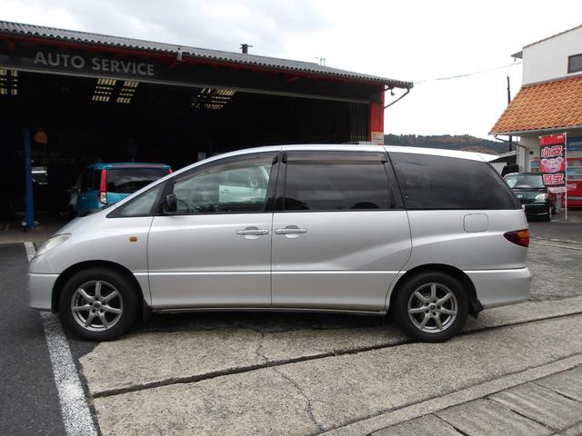 エスティマＬ Ｇ　ツインムーンルーフ　Ｖ６／３０００　回転シート　８人乗　ナビ／ＡＭ／ＦＭ／ＣＤチューナー　ＥＴＣ　ＵＶ＆プライバシーガラス　Ｗエアコン　キーレス　ウッドコンビハンドル　チルトステアリング　アームレスト（70枚目）