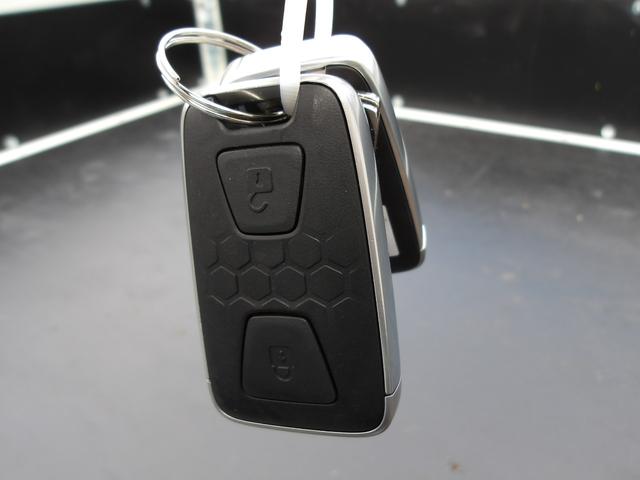 MITSUBISHI FUSO CANTER DOUBLE CAB ALL LOW FLOOR