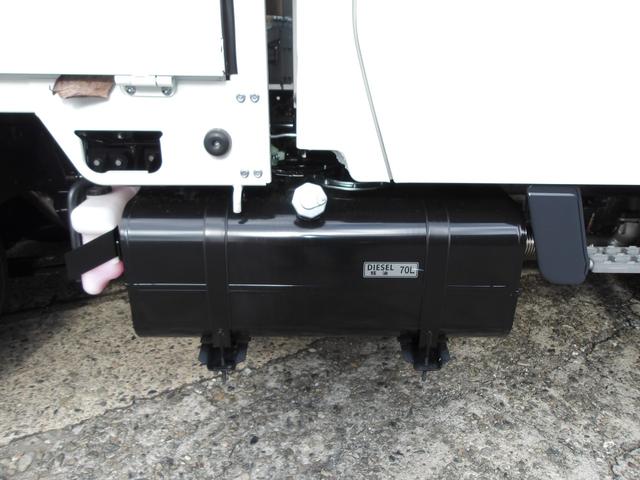 MITSUBISHI FUSO CANTER DOUBLE CAB ALL LOW FLOOR