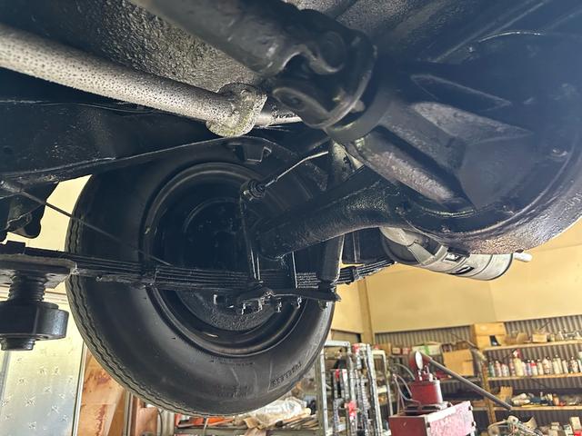 ダットサンバン 　５ナンバー乗用です。コラム４速（36枚目）