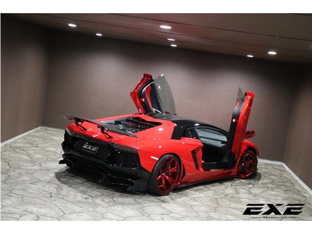 ランボルギーニ アヴェンタドール LP700-4 カーボンFカナード