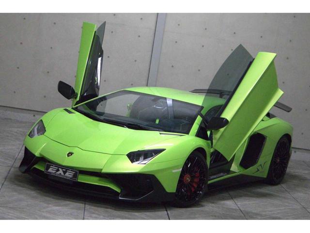 アヴェンタドール SV LP750-4 鍛造Dianthus光沢黒20/21インチホイール リアエアーインテークマットカーボン インテリアカーボンパッケージ スポーツバケットシート マルチファンクションステアリング(2枚目)