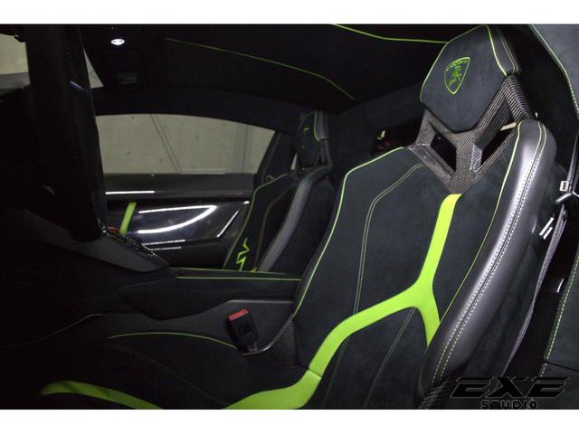 アヴェンタドール SV LP750-4 鍛造Dianthus光沢黒20/21インチホイール リアエアーインテークマットカーボン インテリアカーボンパッケージ スポーツバケットシート マルチファンクションステアリング(8枚目)