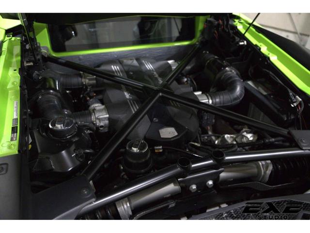 アヴェンタドール SV LP750-4 鍛造Dianthus光沢黒20/21インチホイール リアエアーインテークマットカーボン インテリアカーボンパッケージ スポーツバケットシート マルチファンクションステアリング(13枚目)