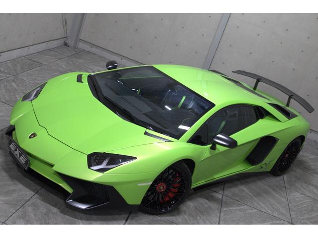 アヴェンタドール SV LP750-4 鍛造Dianthus光沢黒20/21インチホイール リアエアーインテークマットカーボン インテリアカーボンパッケージ スポーツバケットシート マルチファンクションステアリング(26枚目)