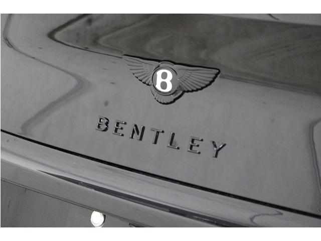 コンチネンタル ＧＴ　Ｖ８　ＭＡＮＳＯＲＹボディキット／２２インチホイール／エントランスモール／ペダル／フロアマット　マリナードライビング／テクノロジー／ツーリング／シティー／ムードライティング／Ｆシートコンフォートスペック（17枚目）