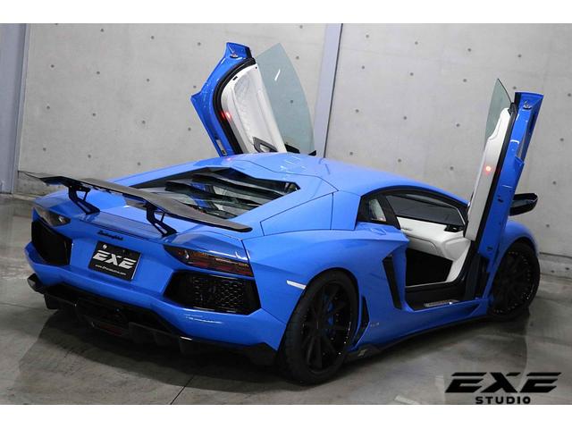 アヴェンタドール LP700-4 VITTボディキット HyperForged20/21インチホイール FiEXHAUST可変式エキゾースト リヤウィング カラーキャリパー アドペルソナムインテリア ブランディングパッケージ(17枚目)