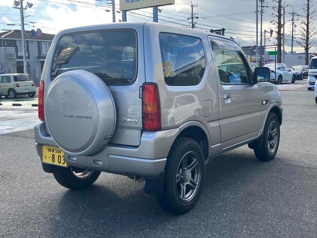 ジムニー ランドベンチャー　４ＷＤ　ＥＴＣ　ナビ　ＴＶ　キーレスエントリー　電動格納ミラー　シートヒーター　ＡＴ　ＡＢＳ　ＣＤ　ＵＳＢ　ミュージックプレイヤー接続可　アルミホイール　衝突安全ボディ　エアコン　パワーウィンドウ（15枚目）
