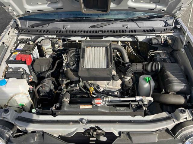 ジムニー ランドベンチャー　４ＷＤ　ＥＴＣ　ナビ　ＴＶ　キーレスエントリー　電動格納ミラー　シートヒーター　ＡＴ　ＡＢＳ　ＣＤ　ＵＳＢ　ミュージックプレイヤー接続可　アルミホイール　衝突安全ボディ　エアコン　パワーウィンドウ（19枚目）
