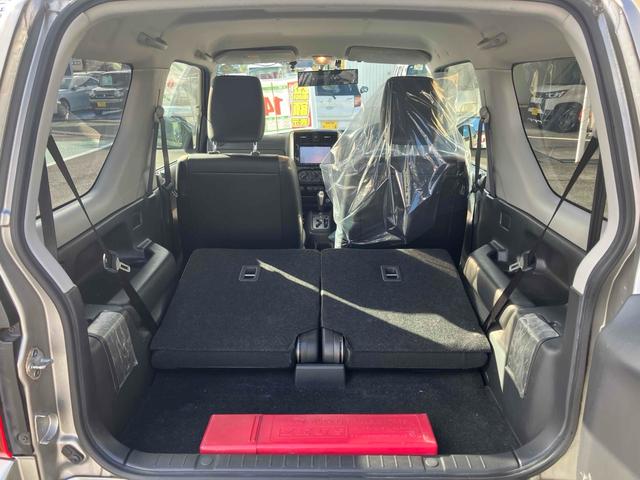 ジムニー ランドベンチャー　４ＷＤ　ＥＴＣ　ナビ　ＴＶ　キーレスエントリー　電動格納ミラー　シートヒーター　ＡＴ　ＡＢＳ　ＣＤ　ＵＳＢ　ミュージックプレイヤー接続可　アルミホイール　衝突安全ボディ　エアコン　パワーウィンドウ（29枚目）