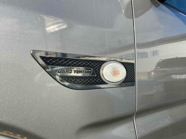 ジムニー ランドベンチャー　４ＷＤ　ＥＴＣ　ナビ　ＴＶ　キーレスエントリー　電動格納ミラー　シートヒーター　ＡＴ　ＡＢＳ　ＣＤ　ＵＳＢ　ミュージックプレイヤー接続可　アルミホイール　衝突安全ボディ　エアコン　パワーウィンドウ（65枚目）