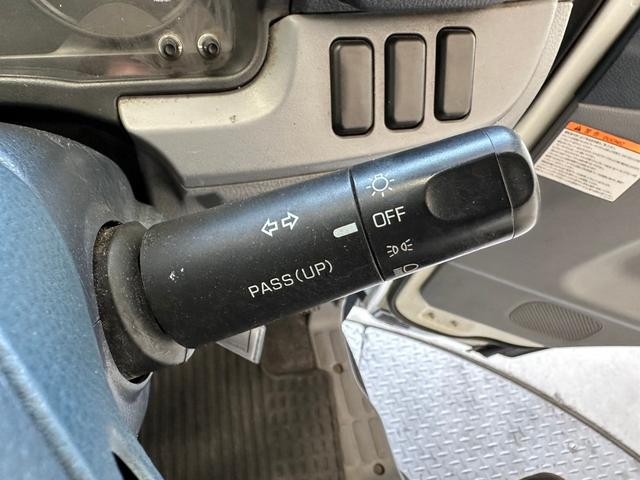 　パネルバン　ＥＴＣ　バックカメラ　ラッシングレール　後輪ダブル　電格ミラー　拡声器(10枚目)